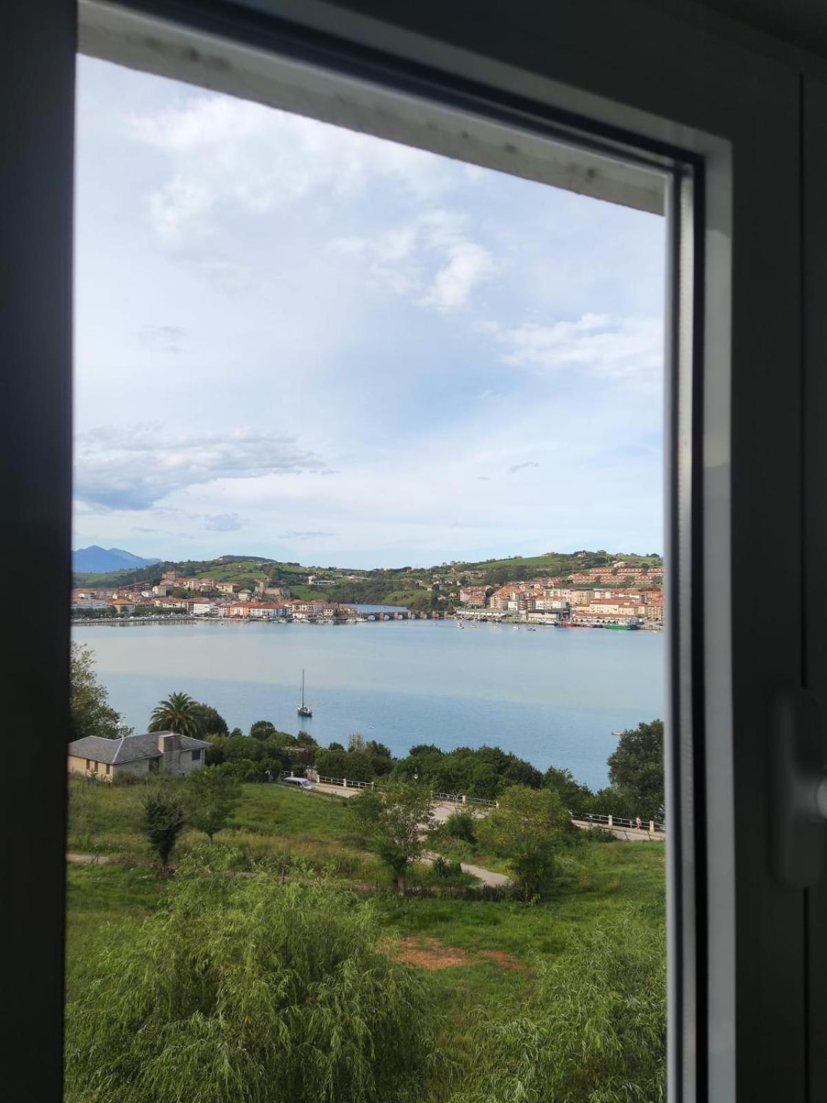 Apartamento La Maza San Vicente De La Barquera Eksteriør billede